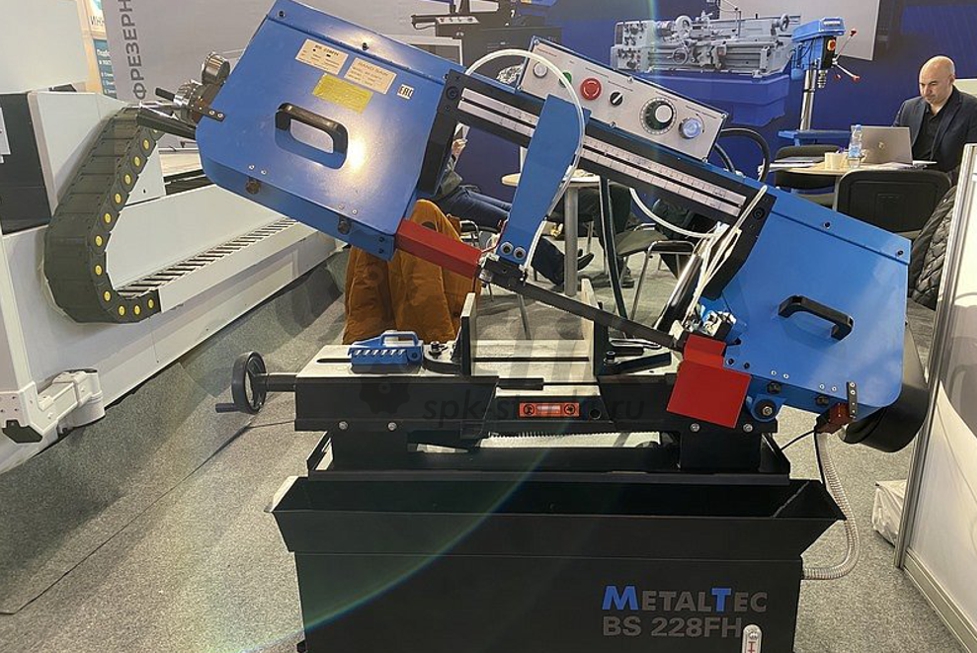 Ленточнопильный станок MetalTec BS 228 FH